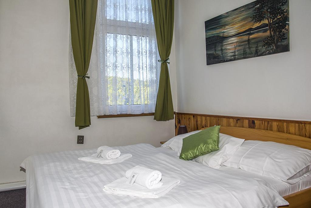 Hotel Garni Belveder Hřensko Eksteriør billede